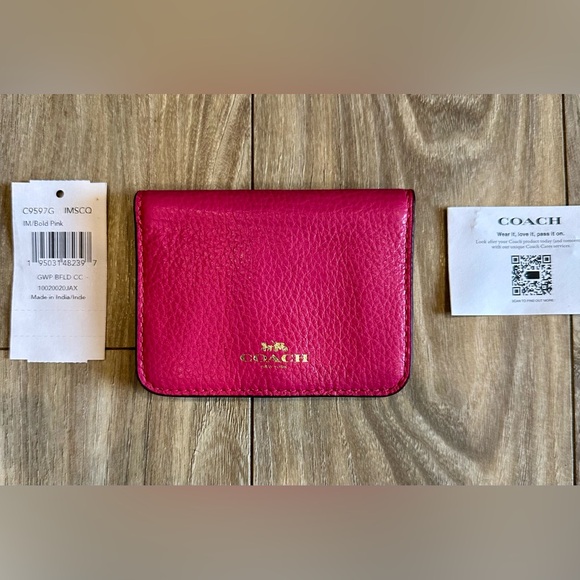 Coach Card Wallet - Picture 1 of 3